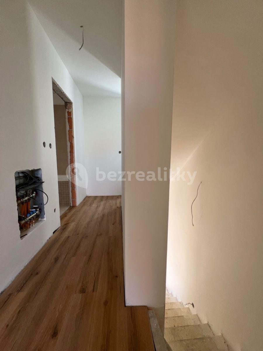 house to rent, 124 m², Studniční, Prague, Prague