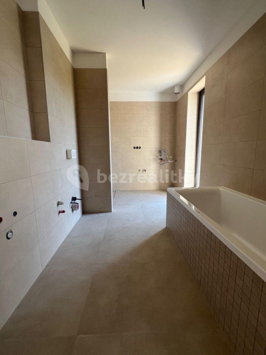 house to rent, 124 m², Studniční, Prague, Prague