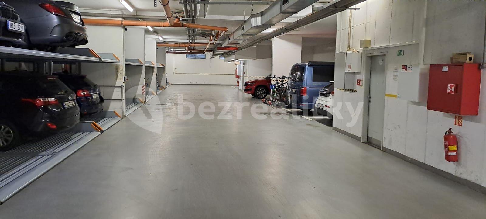 garage to rent, 16 m², Nová kolonie, Prague, Prague