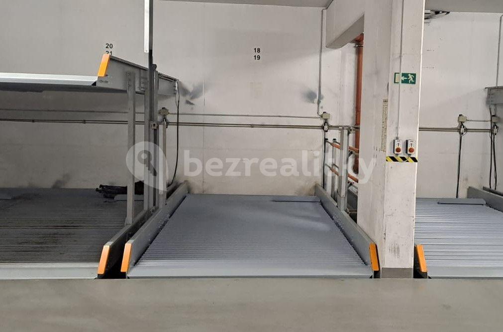 garage to rent, 16 m², Nová kolonie, Prague, Prague