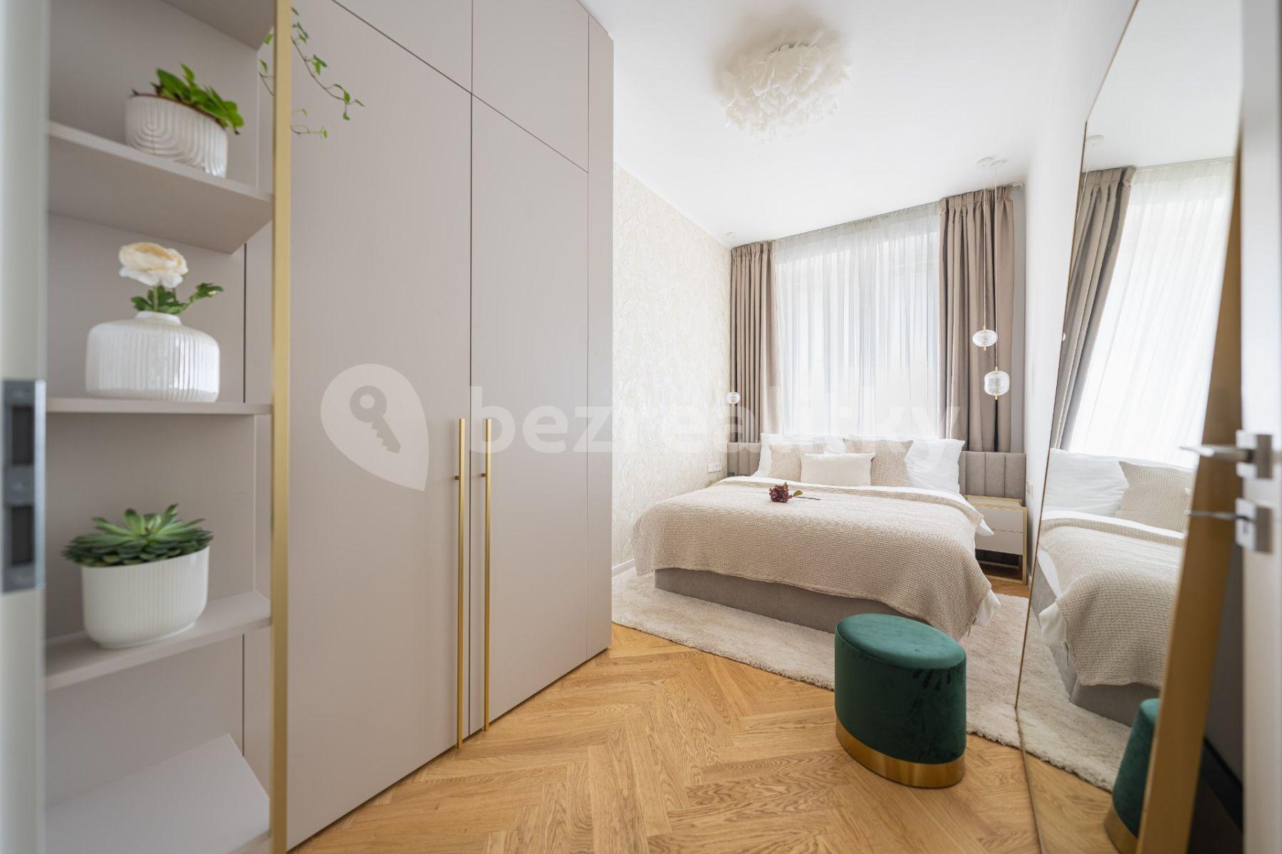 2 bedroom with open-plan kitchen flat for sale, 78 m², Vinohradská, Prague, Prague