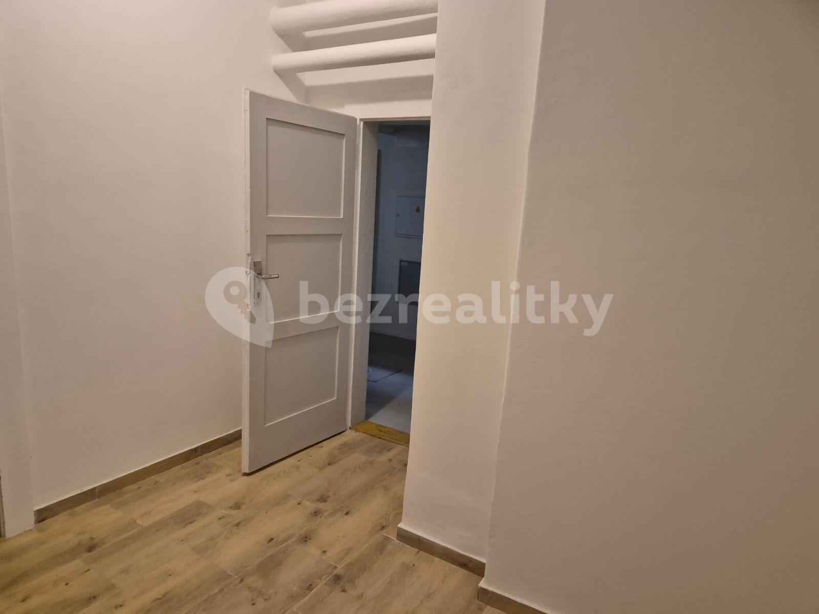 non-residential property to rent, 40 m², Šlejnická, Prague, Prague