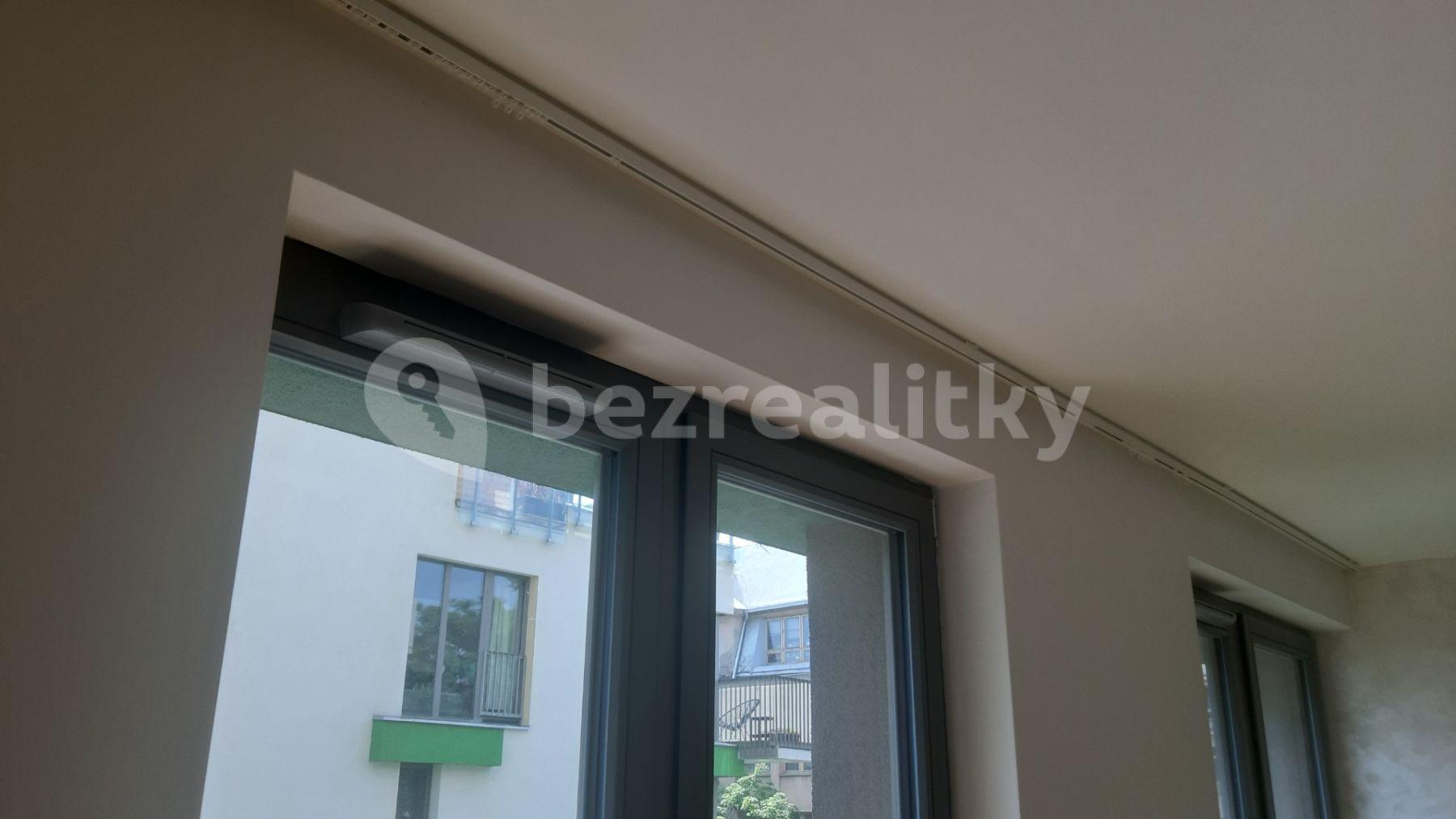 1 bedroom with open-plan kitchen flat for sale, 56 m², Altajská, Prague, Prague