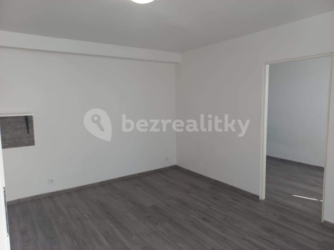 1 bedroom with open-plan kitchen flat to rent, 37 m², gen. Svobody, Teplice, Ústecký Region