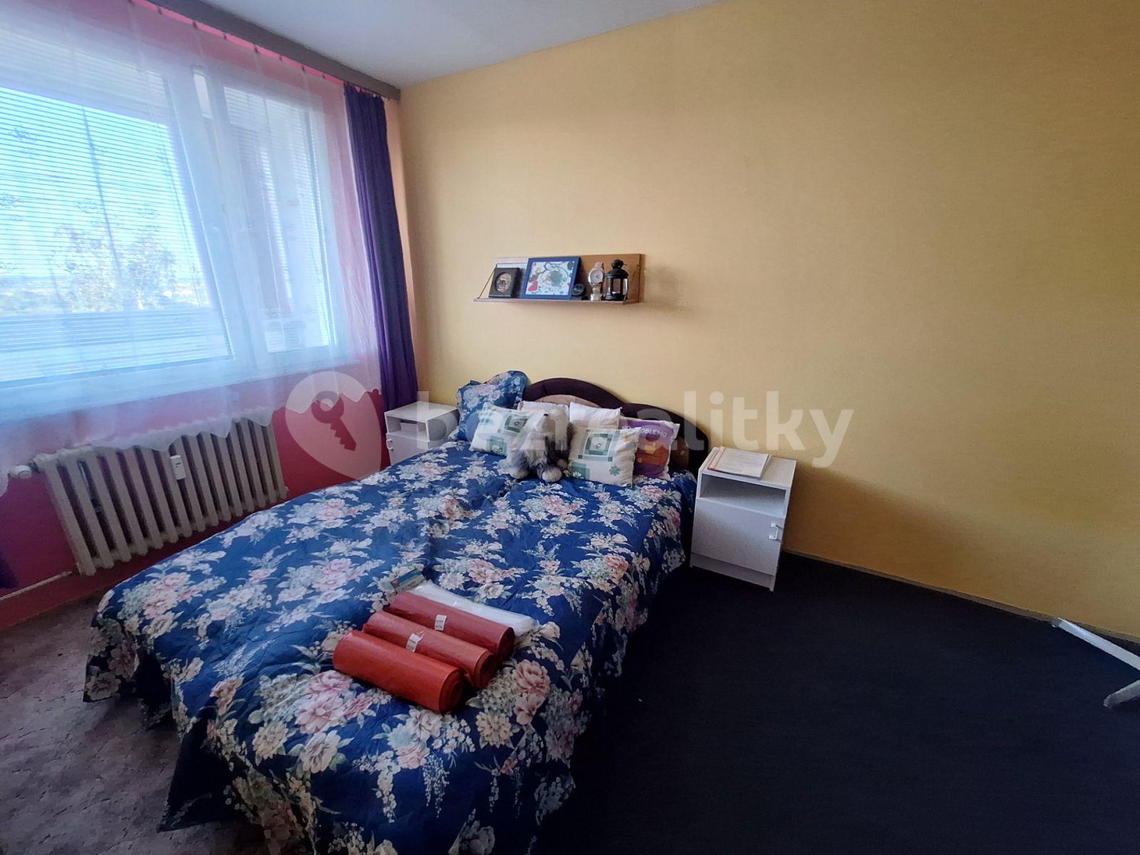 3 bedroom flat to rent, 68 m², Eledrova, Prague, Prague