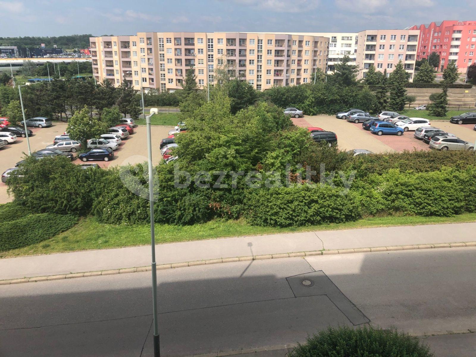 3 bedroom flat for sale, 71 m², Generála Janouška, Prague, Prague