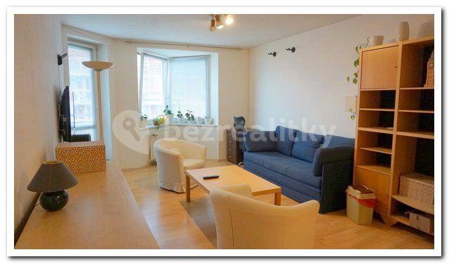 2 bedroom with open-plan kitchen flat to rent, 68 m², U Kříže, Prague, Prague