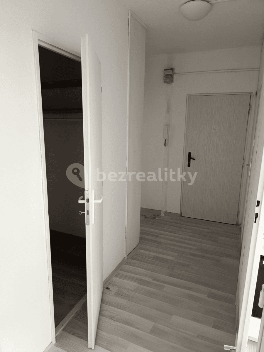 2 bedroom flat to rent, 49 m², Sídliště Za Chlumem, Bílina, Ústecký Region