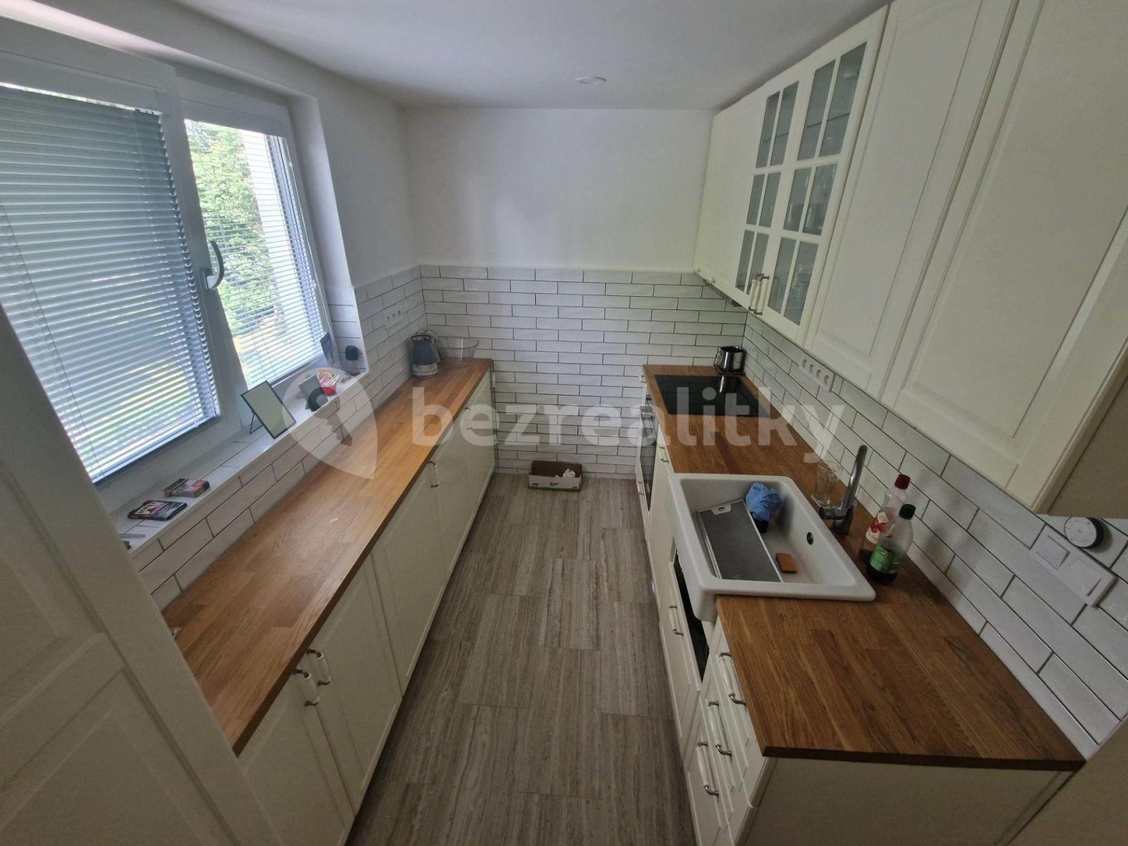 3 bedroom flat to rent, 65 m², Frymburk, Jihočeský Region