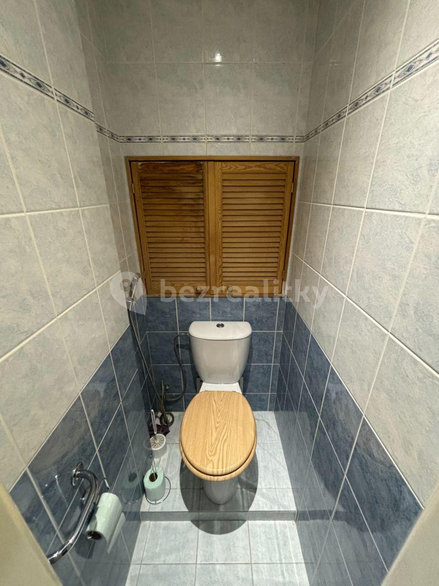 3 bedroom flat for sale, 80 m², Sokolovská, Karlovy Vary, Karlovarský Region