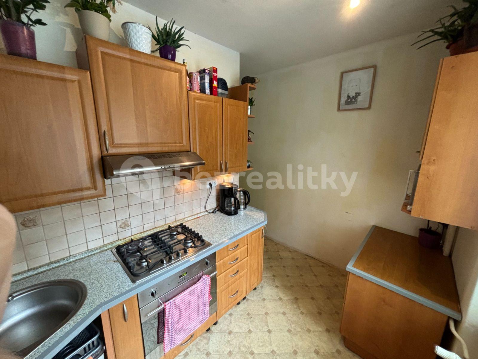 3 bedroom flat for sale, 80 m², Sokolovská, Karlovy Vary, Karlovarský Region