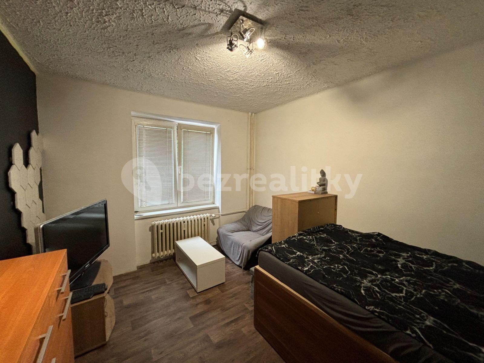 3 bedroom flat for sale, 80 m², Sokolovská, Karlovy Vary, Karlovarský Region