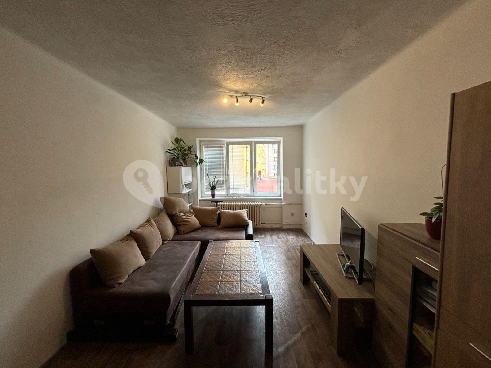 3 bedroom flat for sale, 80 m², Sokolovská, Karlovy Vary, Karlovarský Region