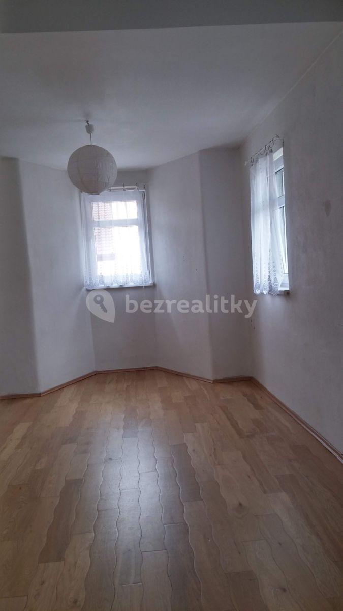 1 bedroom with open-plan kitchen flat to rent, 34 m², Fr. Škroupa, České Budějovice, Jihočeský Region