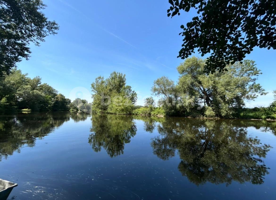 recreational property for sale, 238 m², Budyně nad Ohří, Ústecký Region