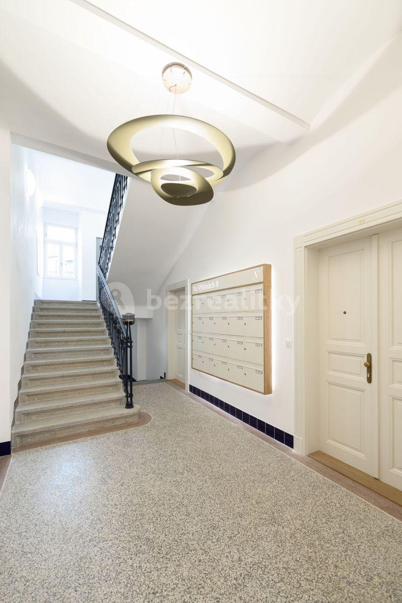 Studio flat for sale, 30 m², Na Výšinách, Prague, Prague