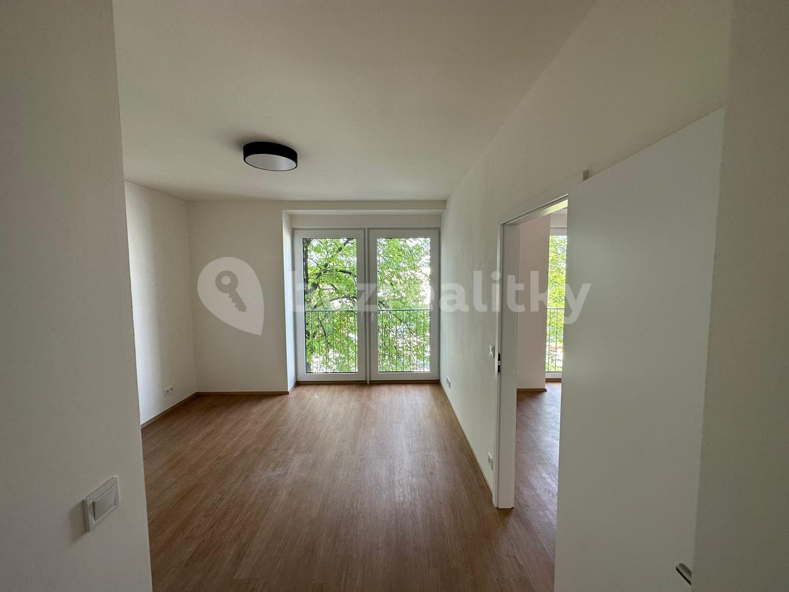 1 bedroom with open-plan kitchen flat to rent, 40 m², Zengrova, Kolín, Středočeský Region