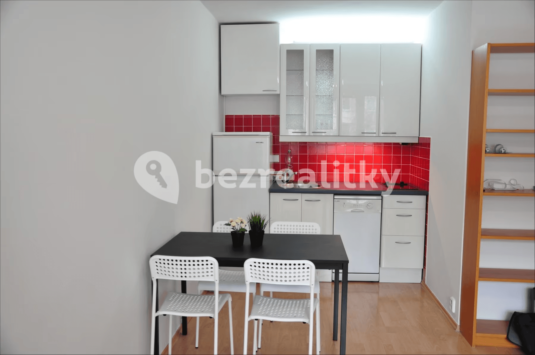 1 bedroom with open-plan kitchen flat to rent, 42 m², Pujmanové, Prague, Prague