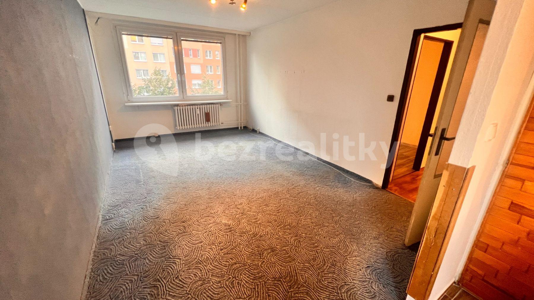 2 bedroom with open-plan kitchen flat for sale, 66 m², Laudova, Prague, Prague