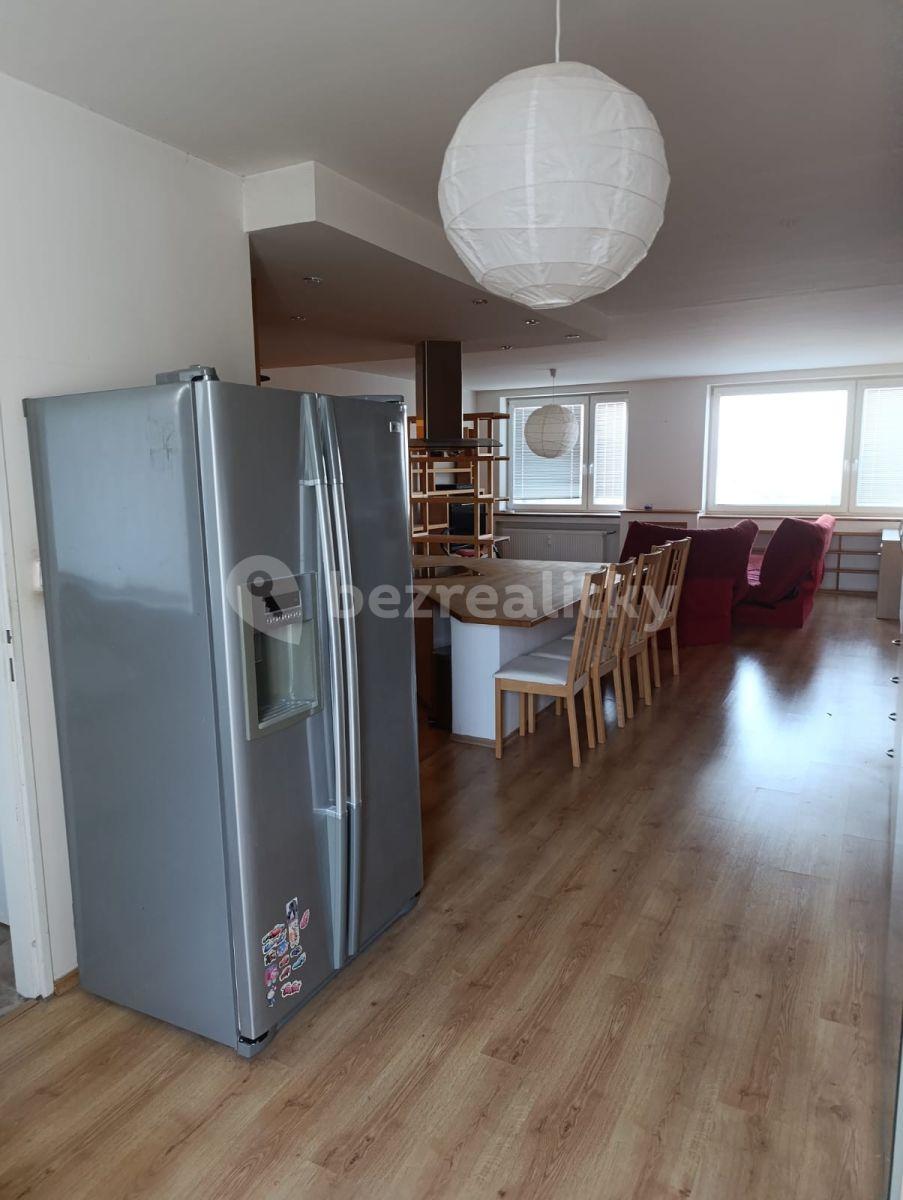 1 bedroom with open-plan kitchen flat for sale, 87 m², Palackého, Louny, Ústecký Region