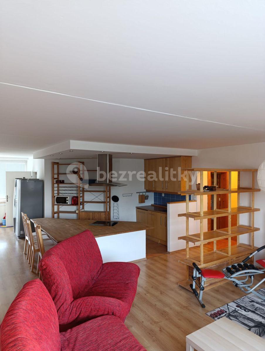 1 bedroom with open-plan kitchen flat for sale, 87 m², Palackého, Louny, Ústecký Region