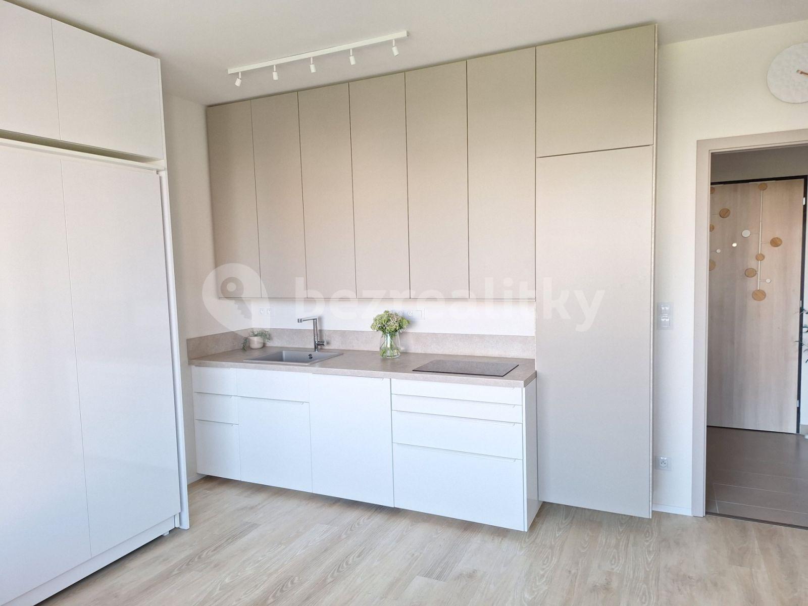 Studio flat to rent, 36 m², Bolevecká, Prague, Prague