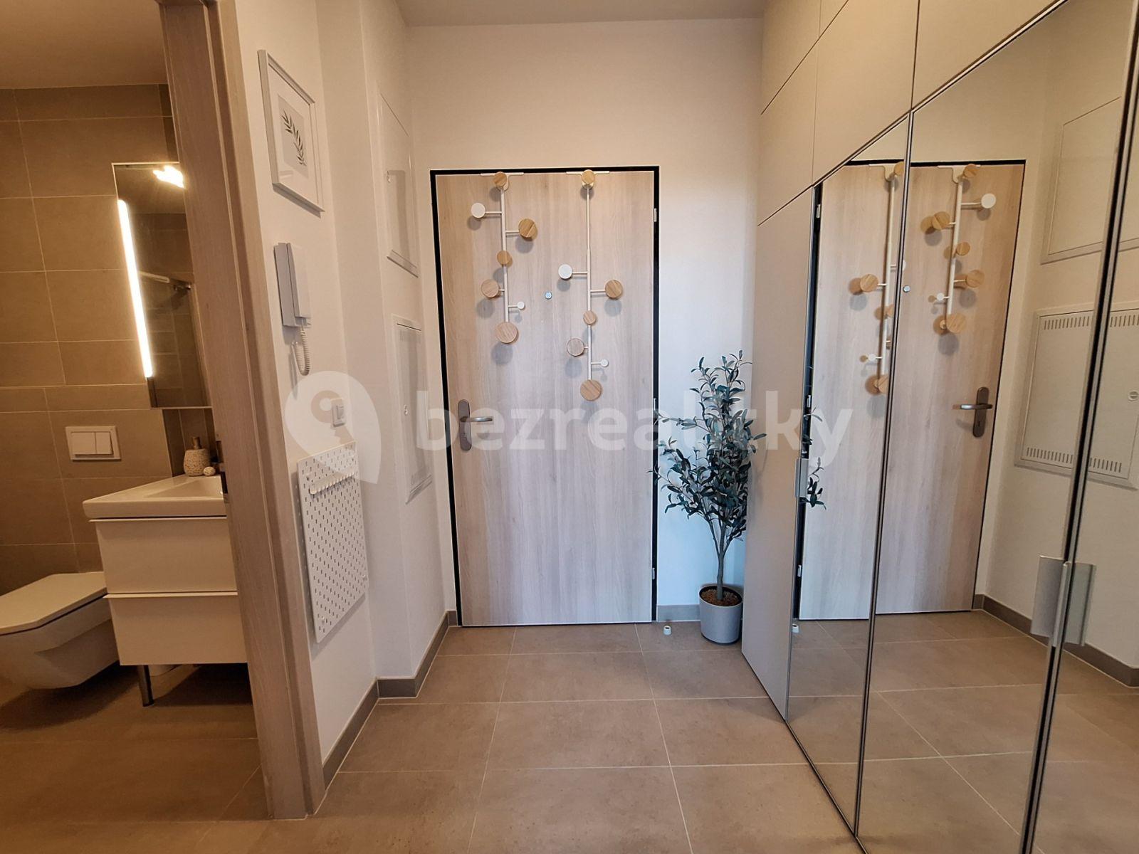 Studio flat to rent, 36 m², Bolevecká, Prague, Prague