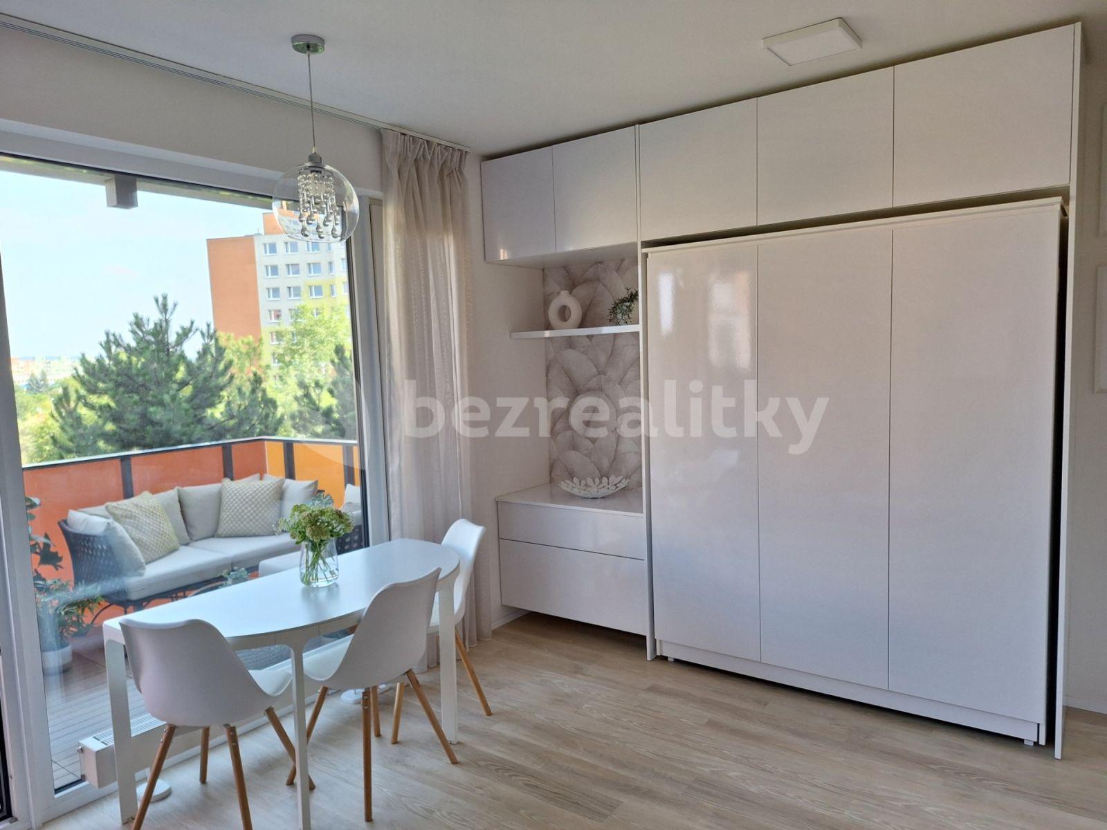 Studio flat to rent, 36 m², Bolevecká, Prague, Prague