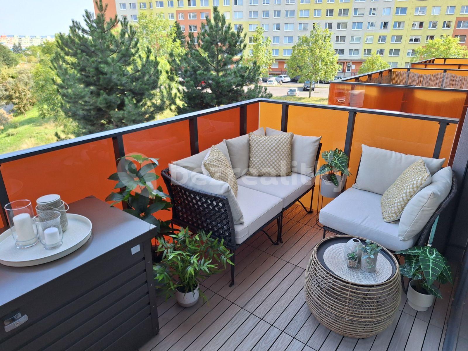 Studio flat to rent, 36 m², Bolevecká, Prague, Prague