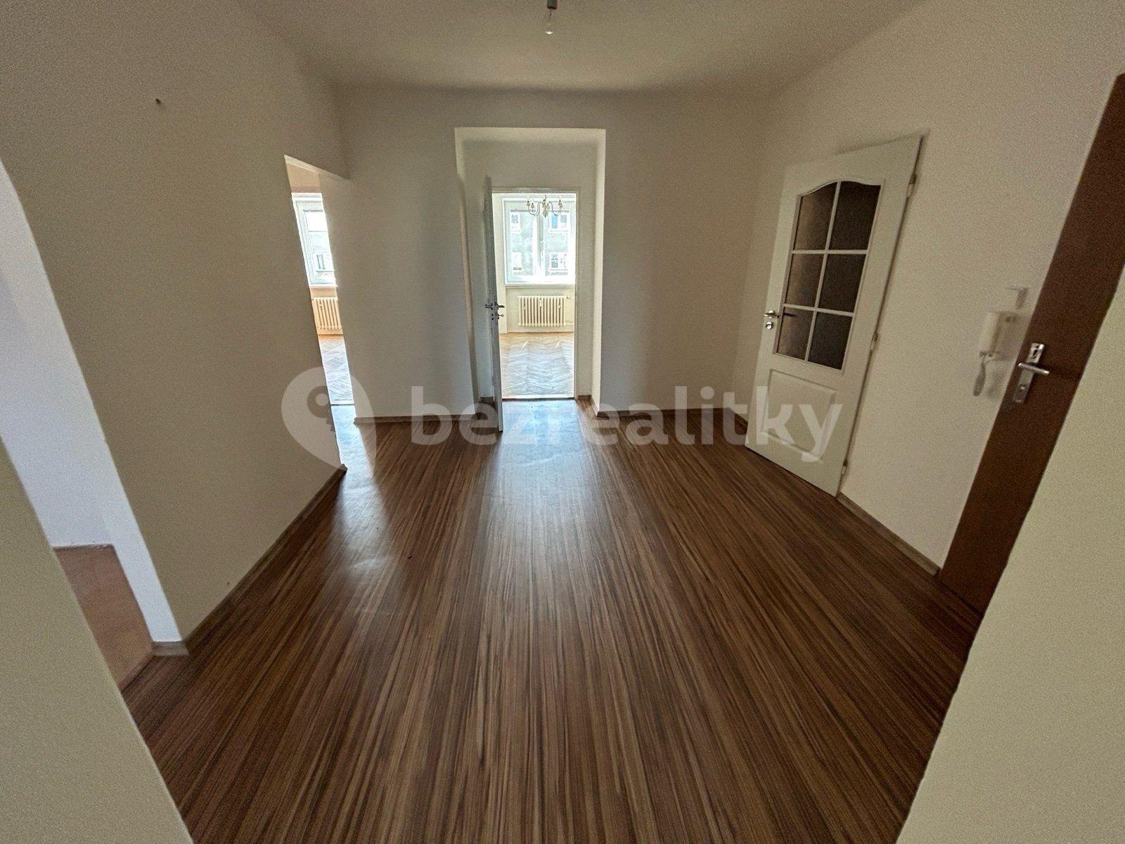 4 bedroom flat to rent, 98 m², 1. máje, Hlučín, Moravskoslezský Region