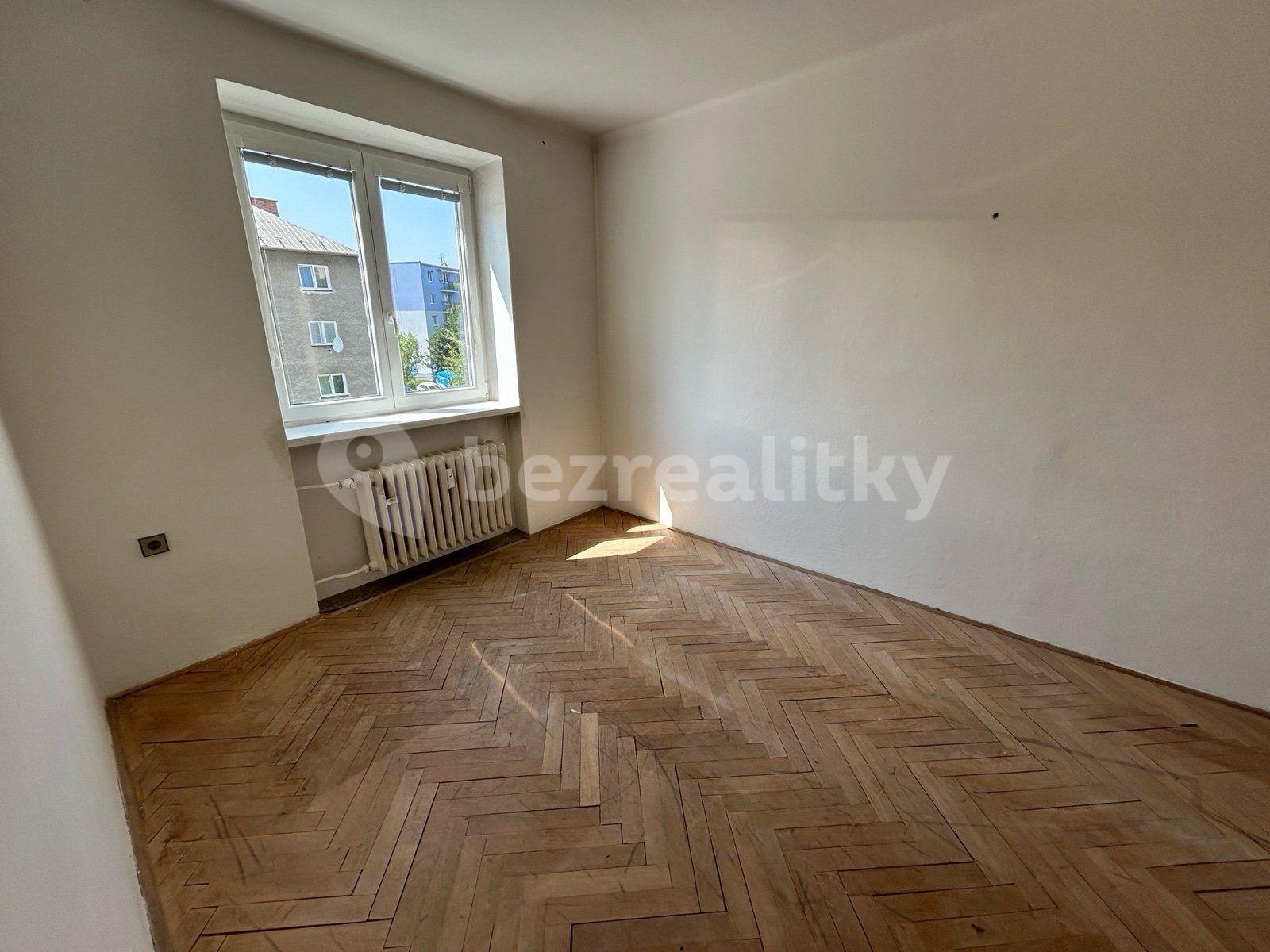 4 bedroom flat to rent, 98 m², 1. máje, Hlučín, Moravskoslezský Region