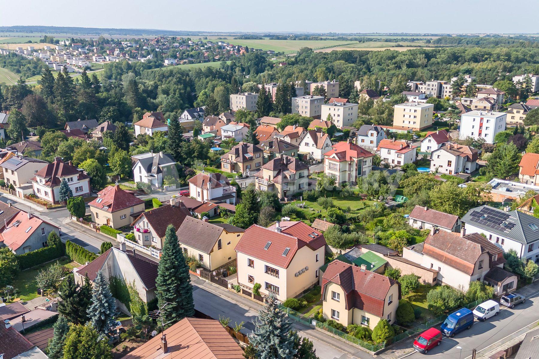 house for sale, 294 m², Boženy Němcové, Úvaly, Středočeský Region