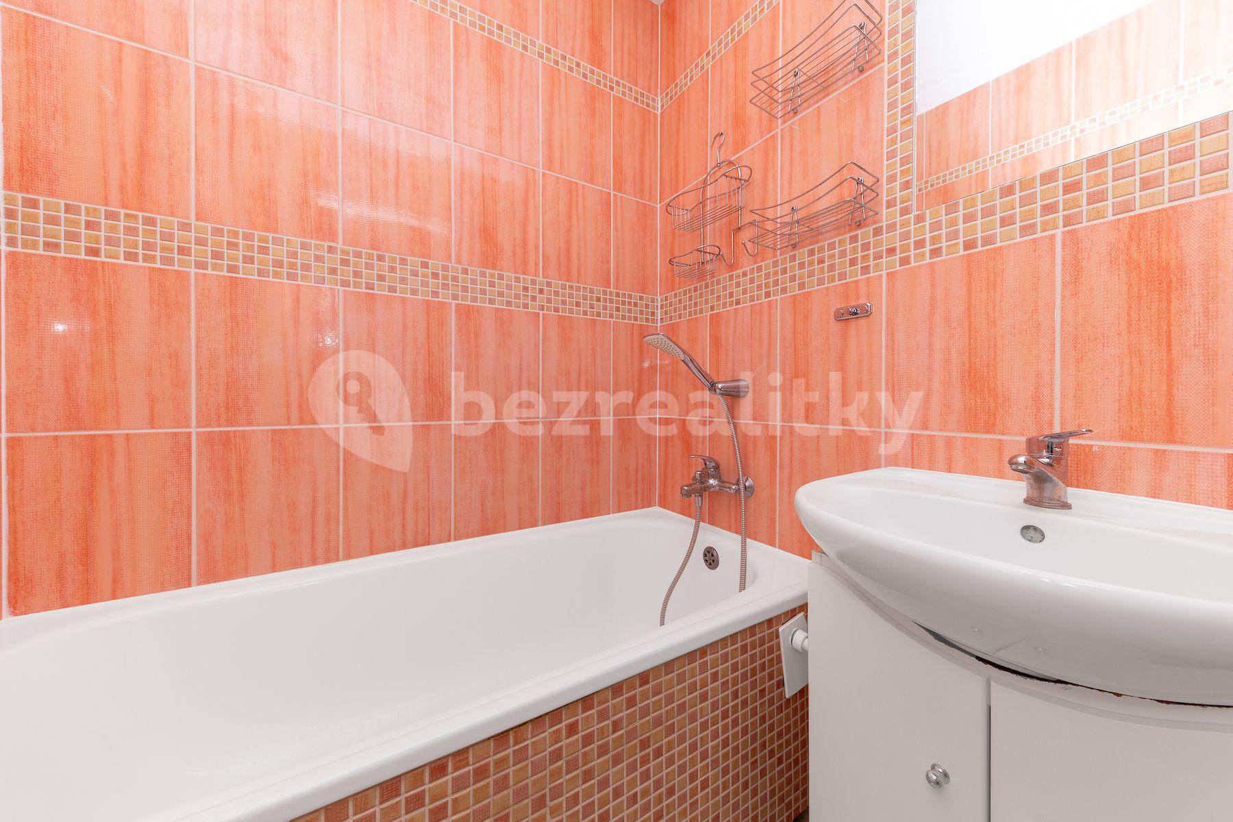 3 bedroom flat for sale, 68 m², Mokrá, Mokrá-Horákov, Jihomoravský Region