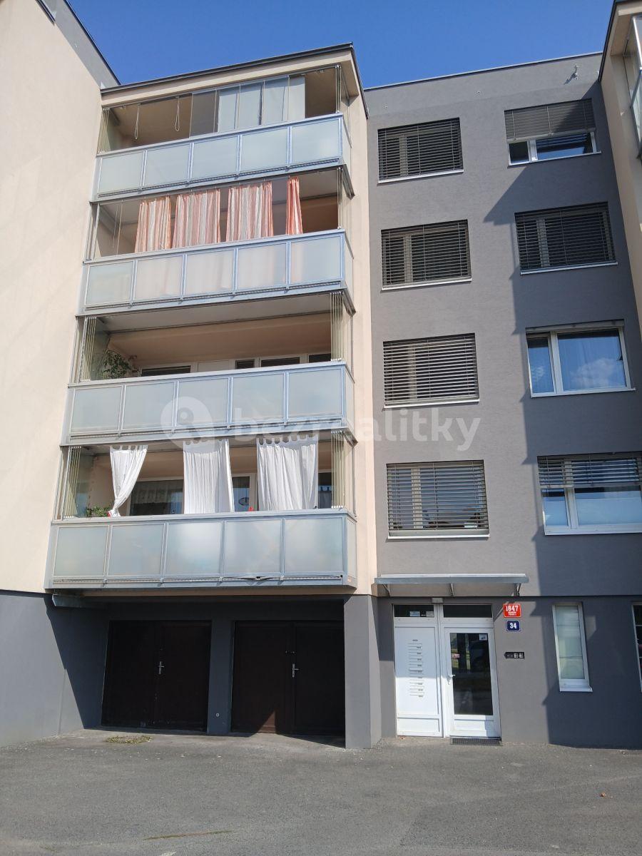 4 bedroom flat for sale, 98 m², Lysinská, Prague, Prague