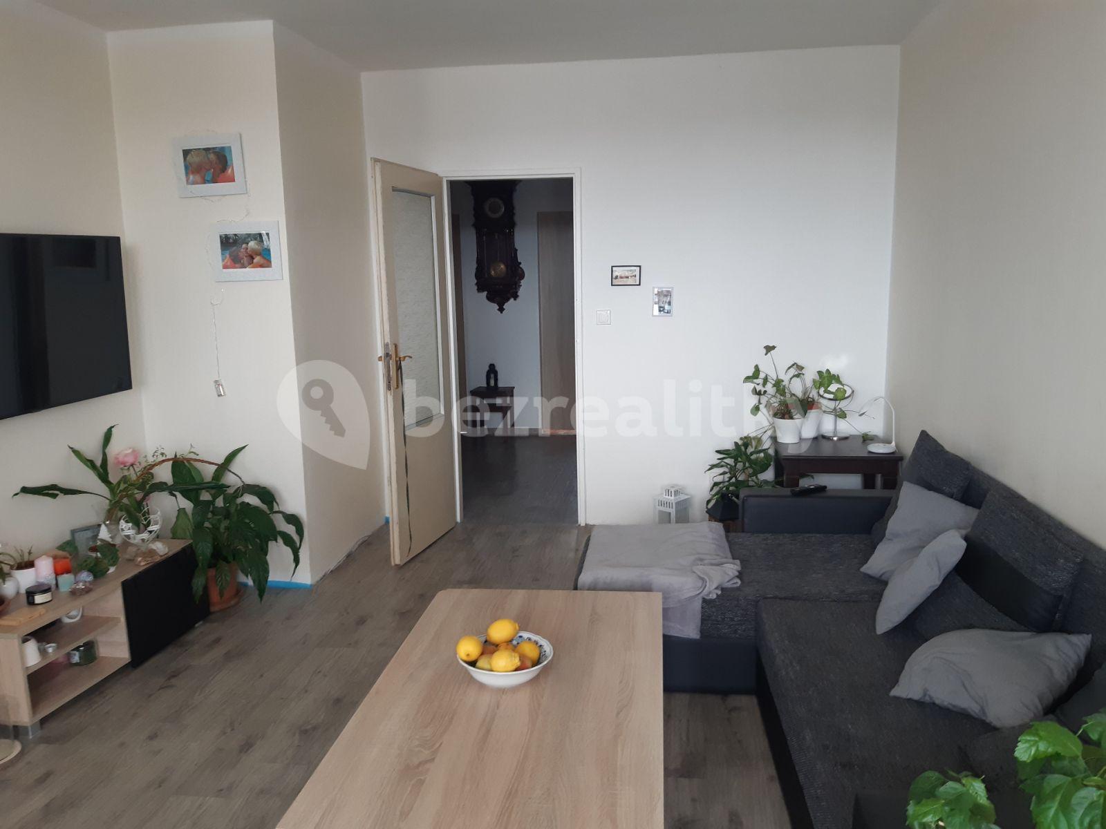 4 bedroom flat for sale, 98 m², Lysinská, Prague, Prague