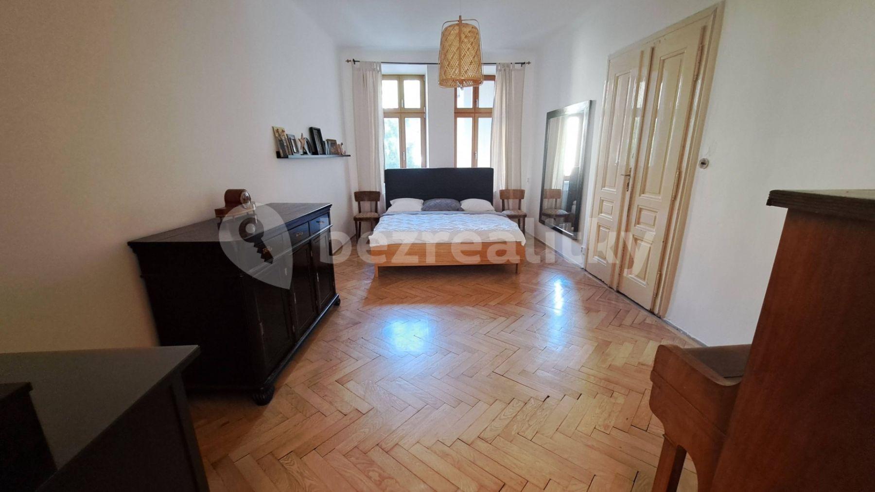 3 bedroom with open-plan kitchen flat for sale, 112 m², Údolní, Brno, Jihomoravský Region