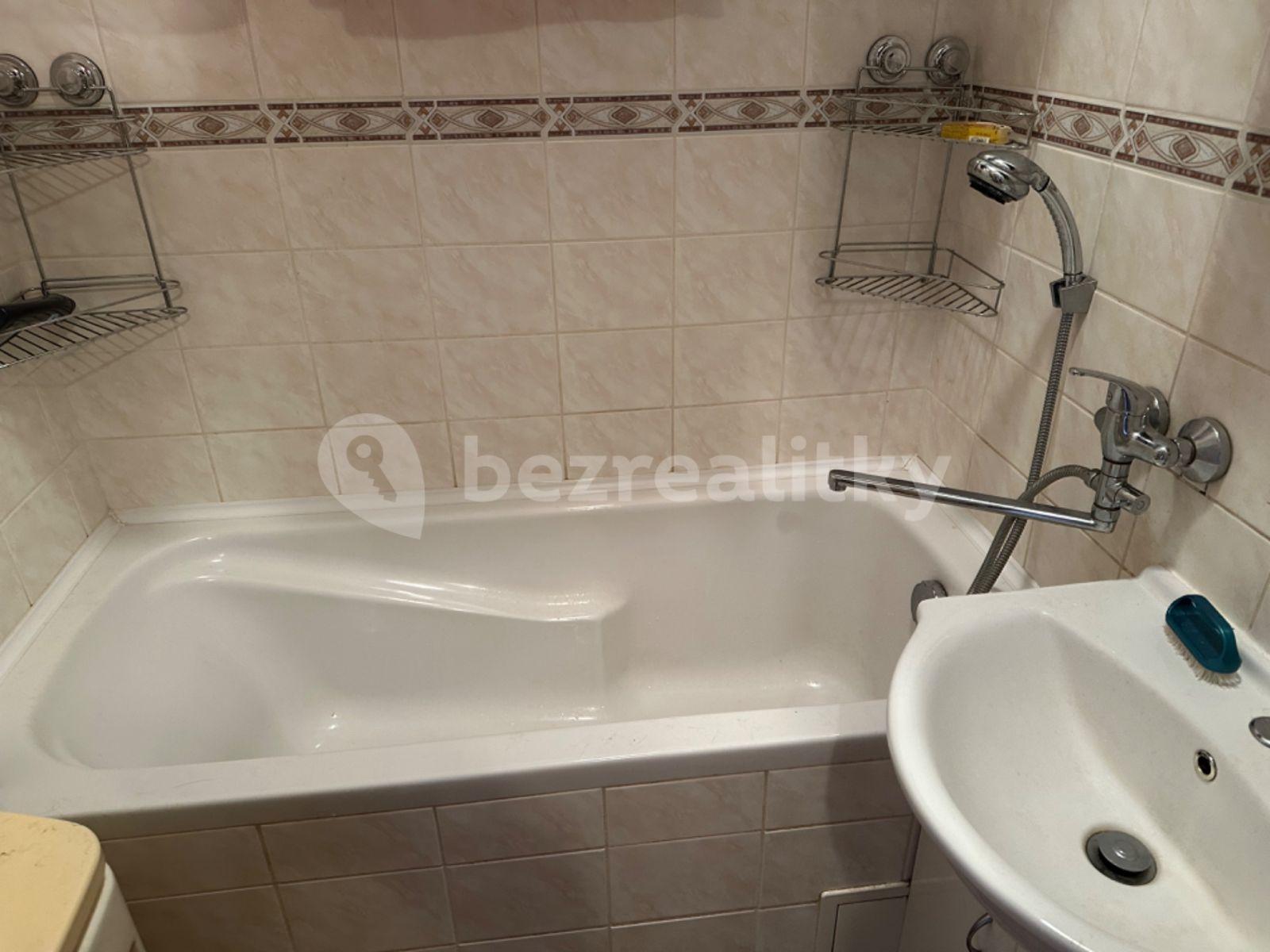 2 bedroom flat for sale, 67 m², Na Kopečku, Trutnov, Královéhradecký Region