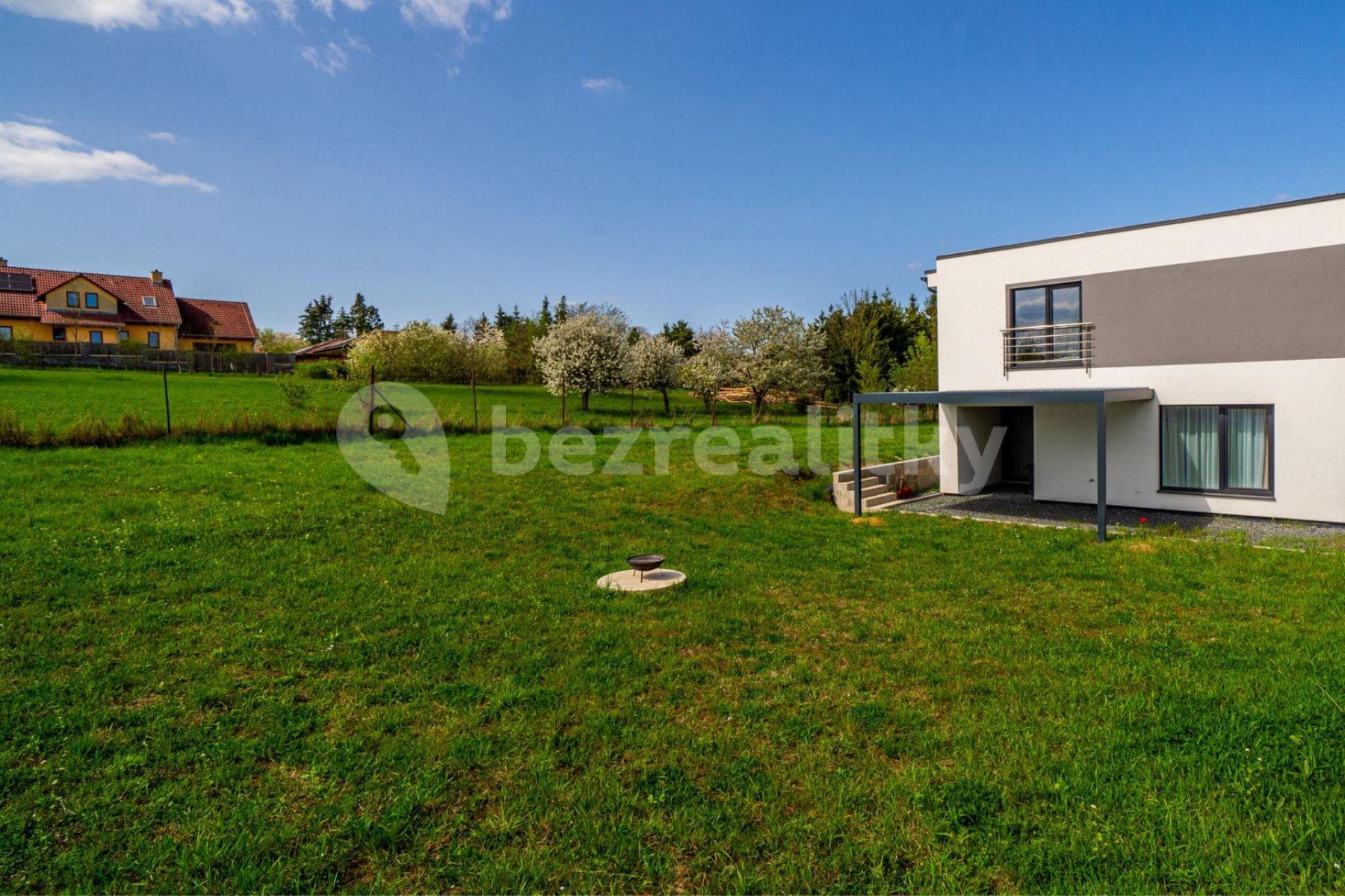 house for sale, 173 m², Chyňava, Středočeský Region