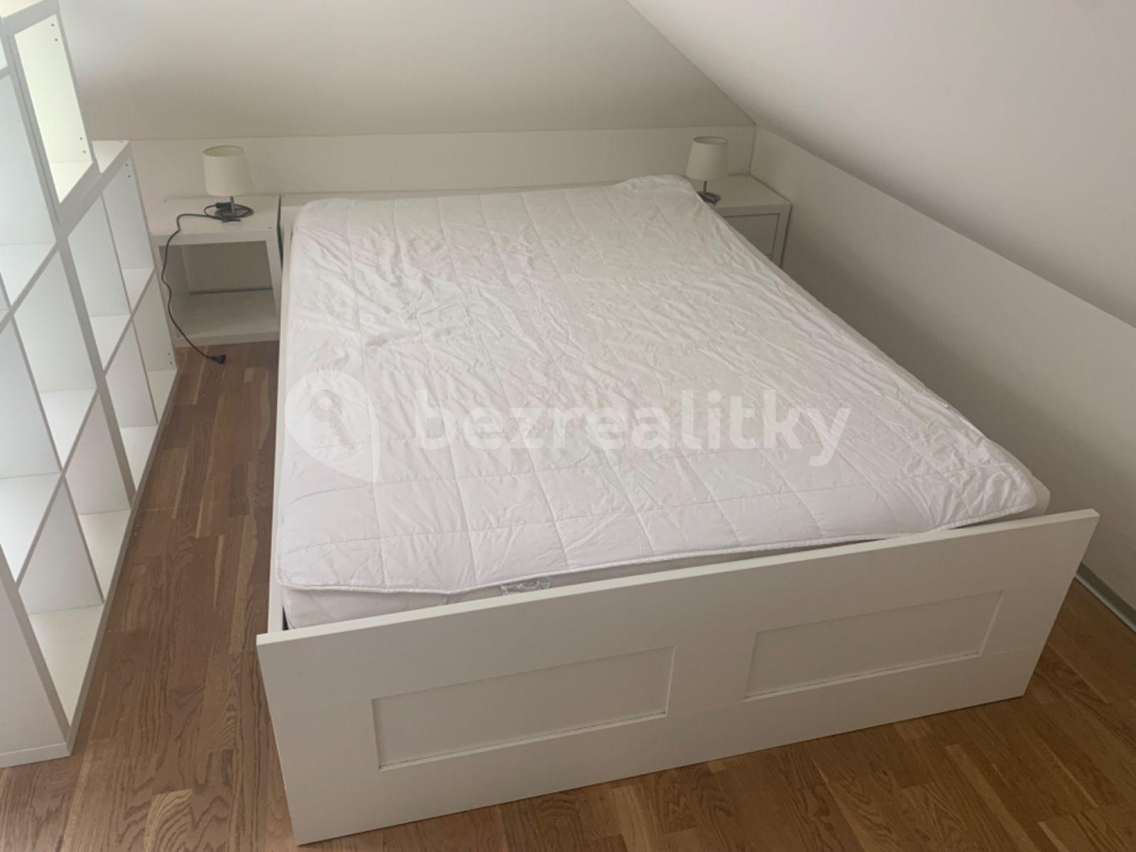 Studio flat for sale, 58 m², Velvarská, Prague, Prague