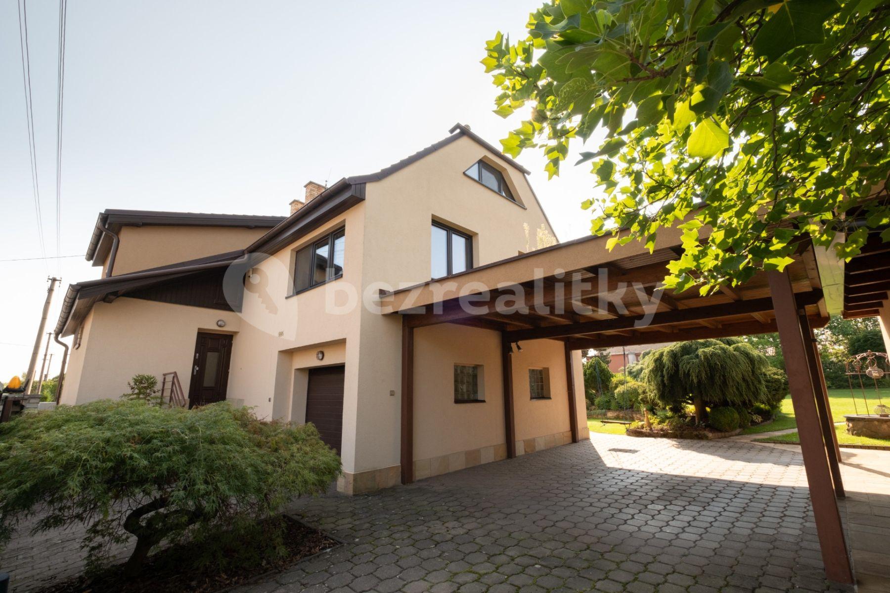 house for sale, 150 m², Sukova, Úvaly, Středočeský Region