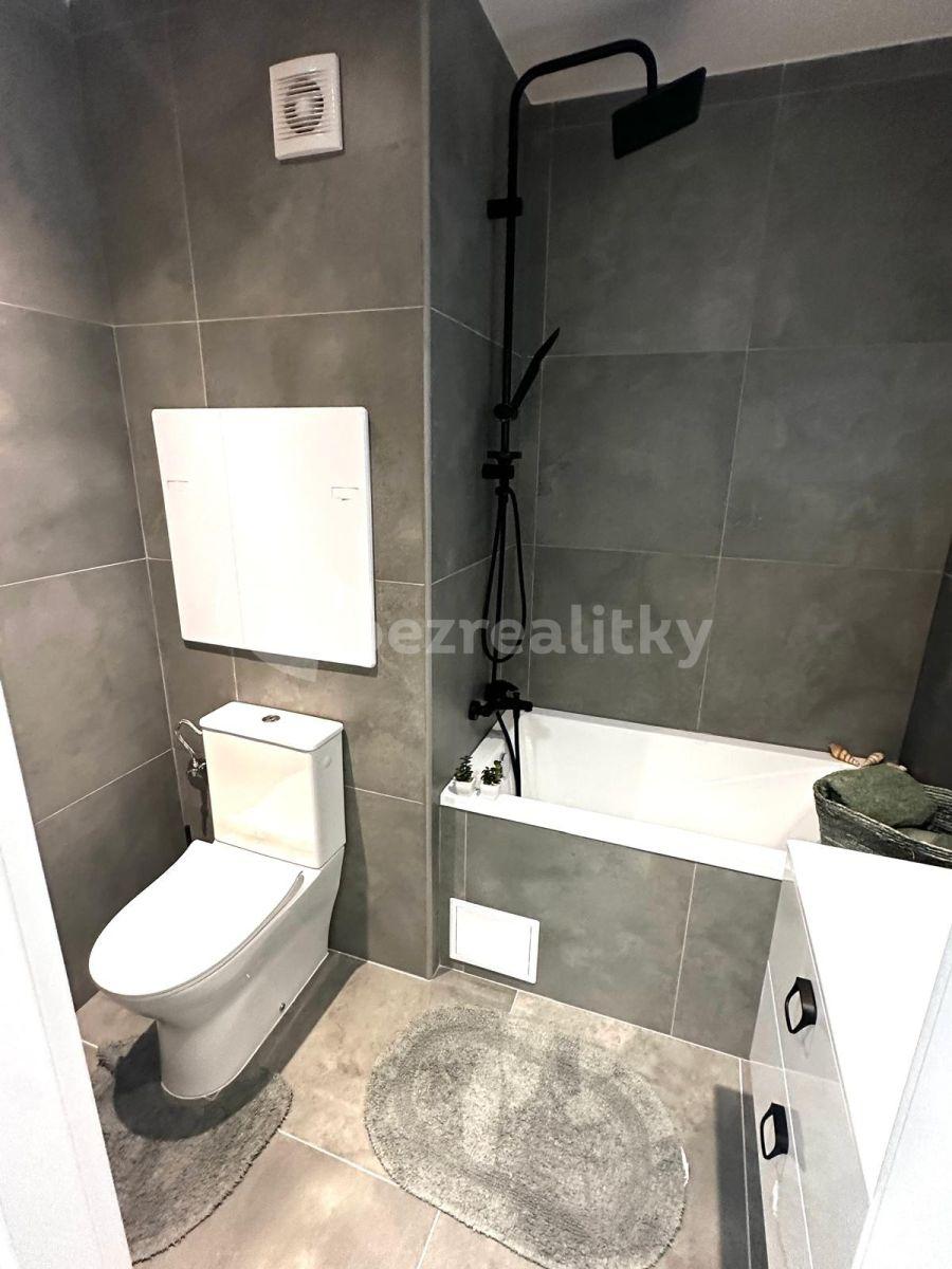 Studio flat for sale, 29 m², Klapálkova, Prague, Prague