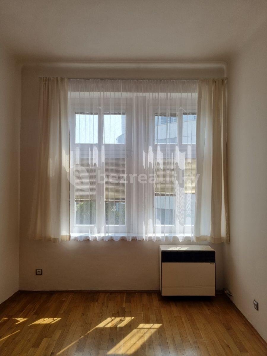 1 bedroom with open-plan kitchen flat to rent, 45 m², Baarova, Prague, Prague