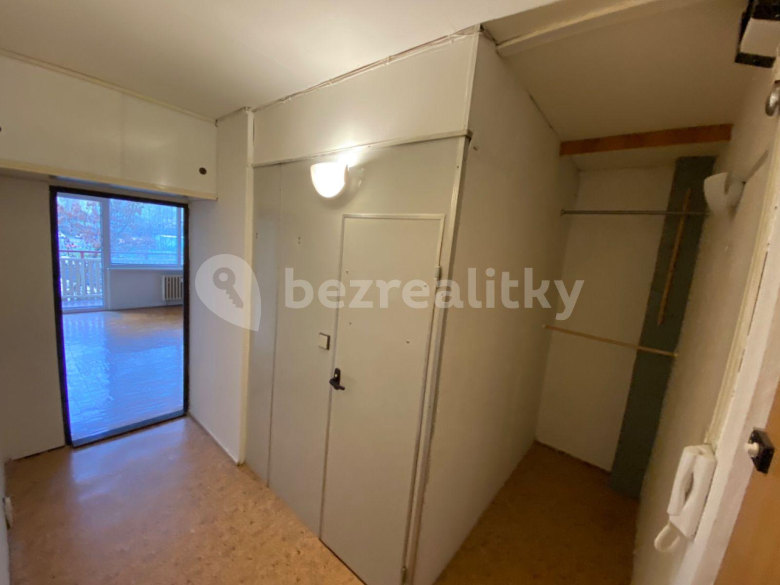 Studio flat for sale, 28 m², Žerotínova, Děčín, Ústecký Region