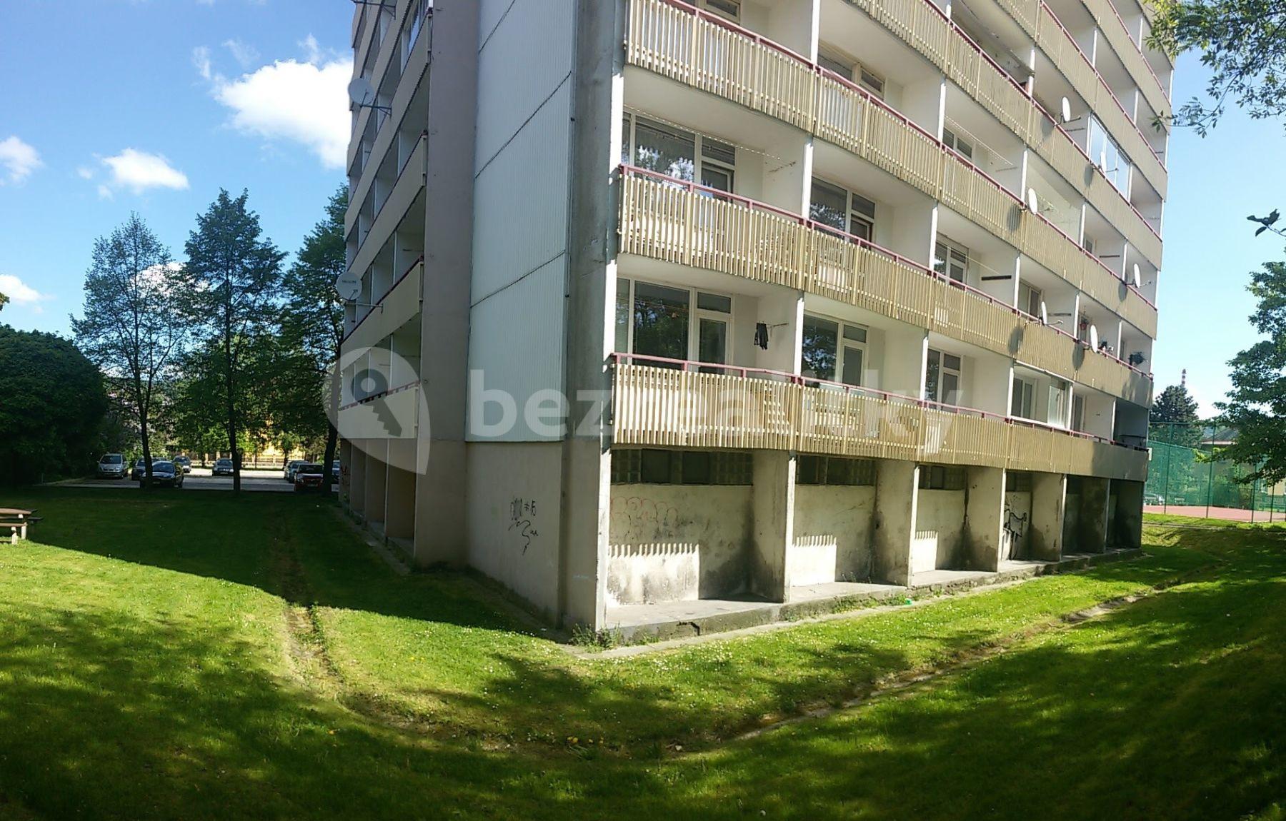 Studio flat for sale, 28 m², Žerotínova, Děčín, Ústecký Region