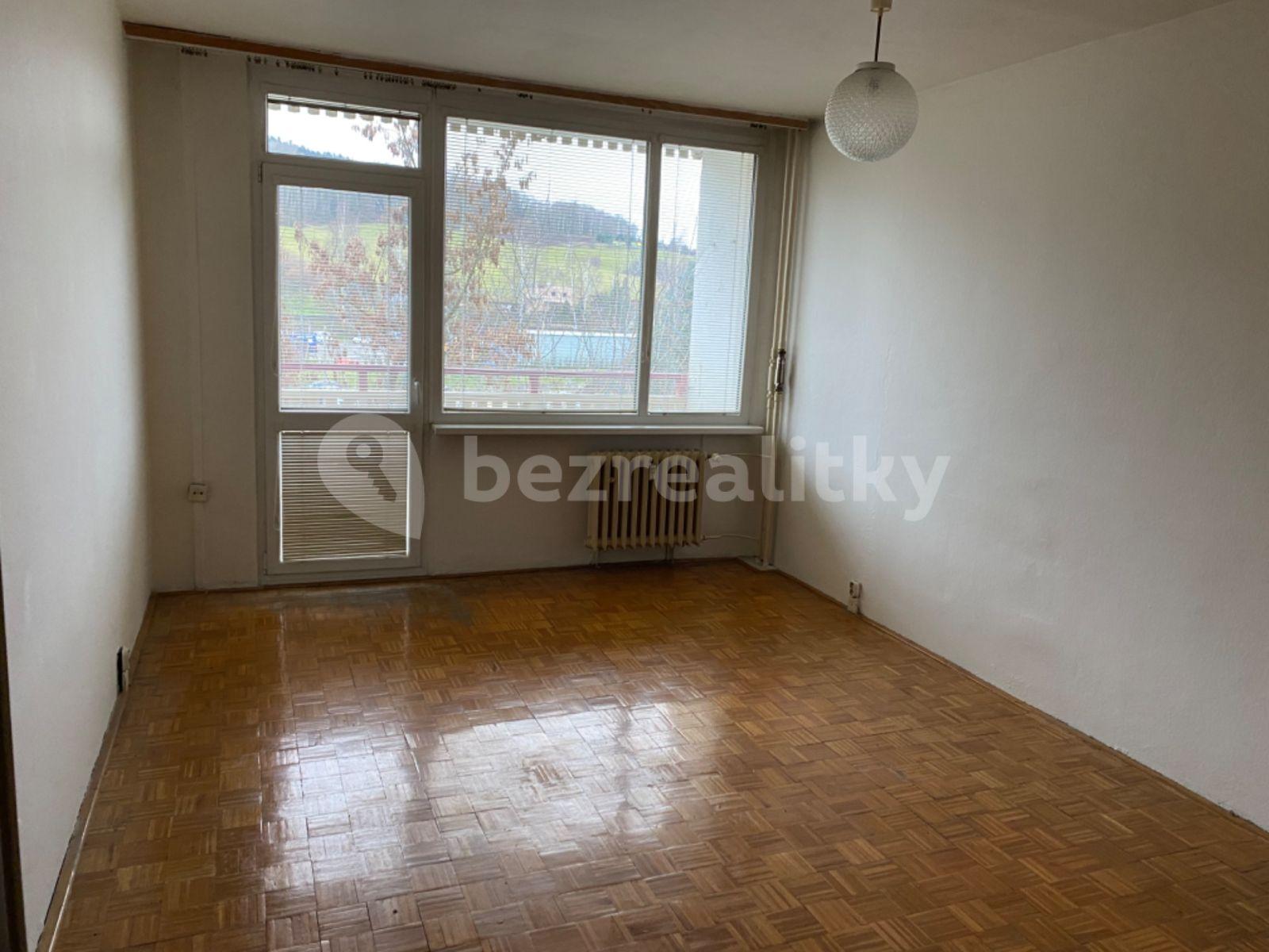 Studio flat for sale, 28 m², Žerotínova, Děčín, Ústecký Region