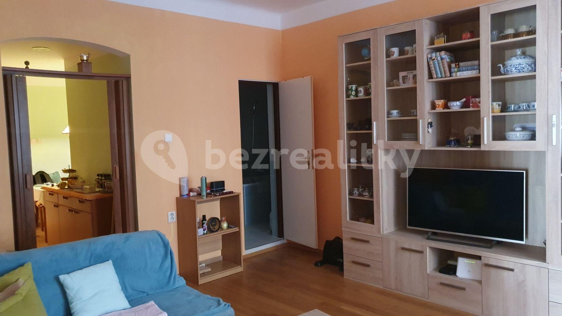 2 bedroom flat for sale, 71 m², Tusarova, Prague, Prague