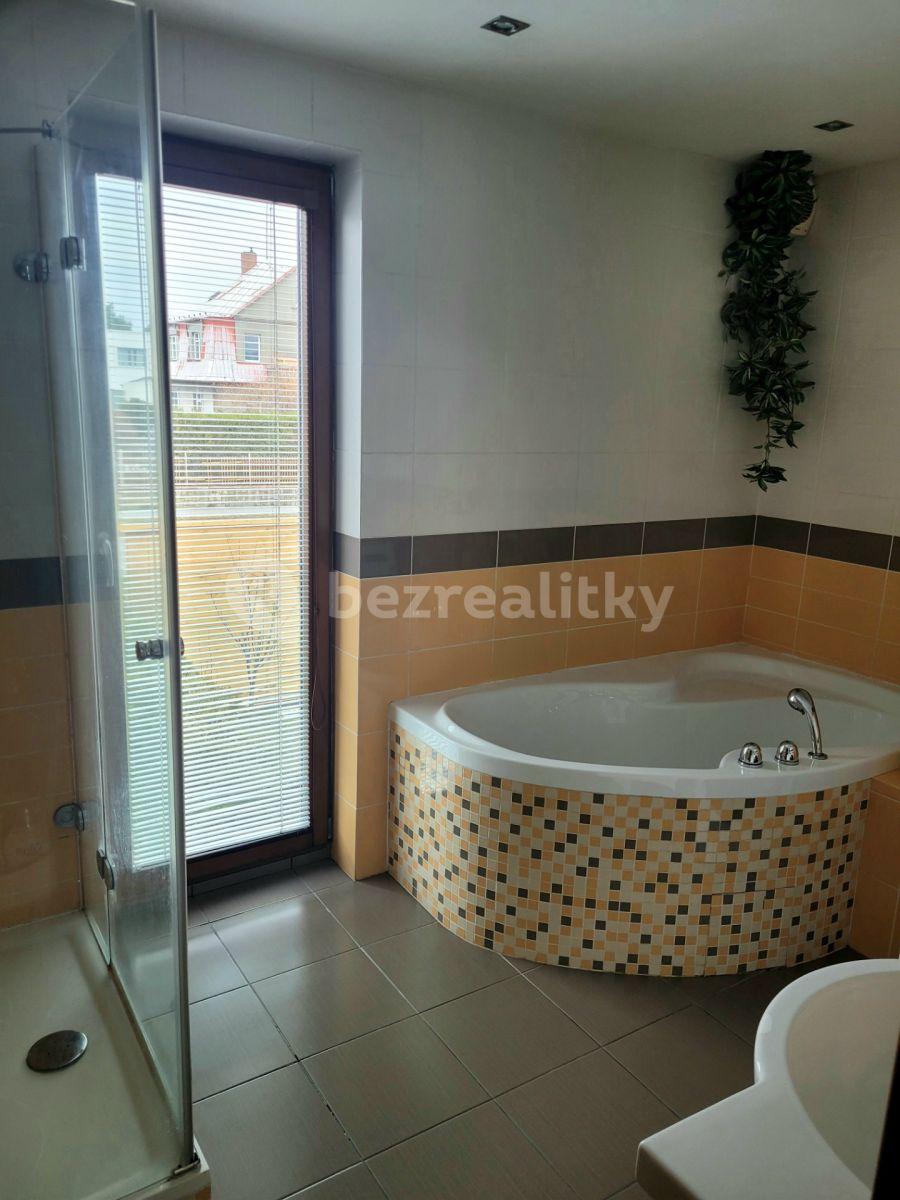 house to rent, 96 m², Ostružinová, Černošice, Středočeský Region