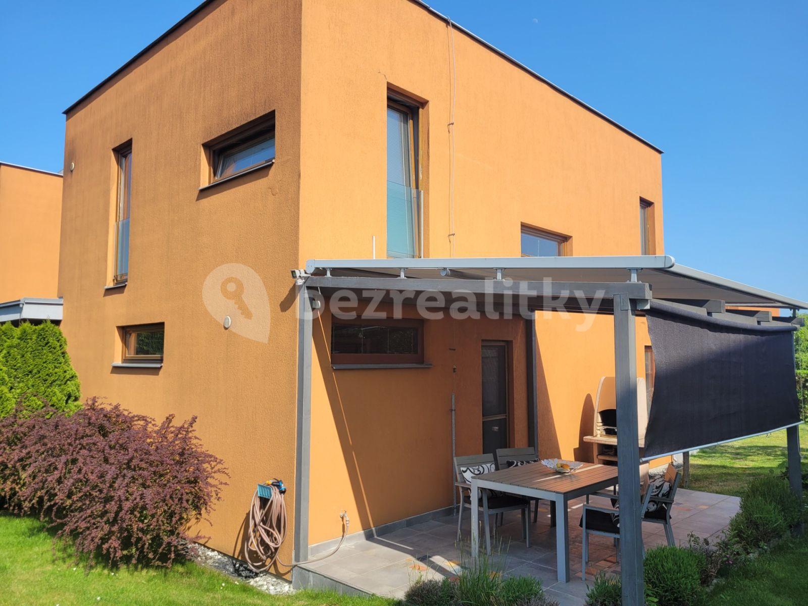 house to rent, 96 m², Ostružinová, Černošice, Středočeský Region