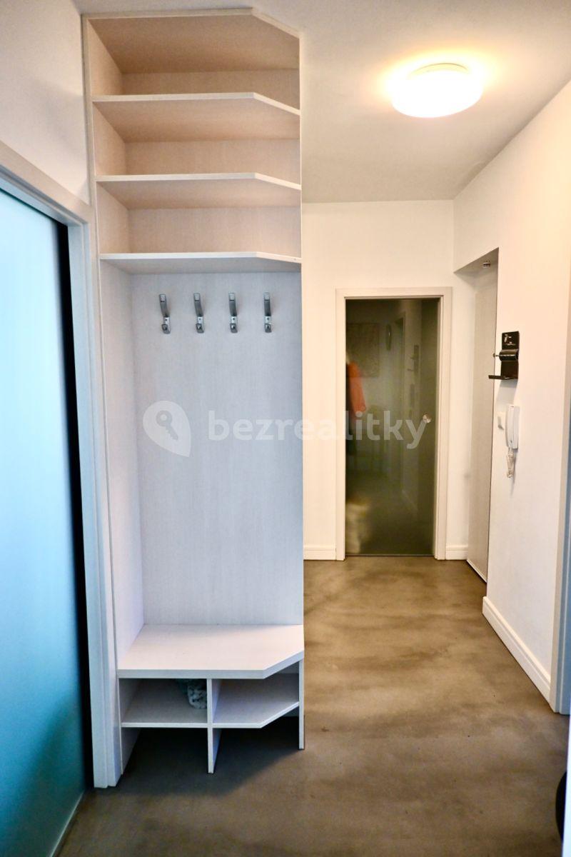 2 bedroom with open-plan kitchen flat for sale, 70 m², Na Vysoké Ⅱ, Prague, Prague