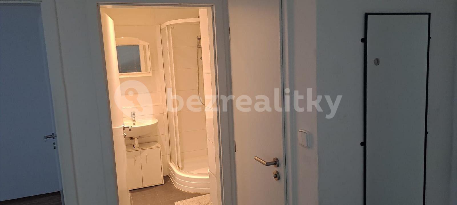 3 bedroom flat for sale, 60 m², Harrachovská, Prague, Prague